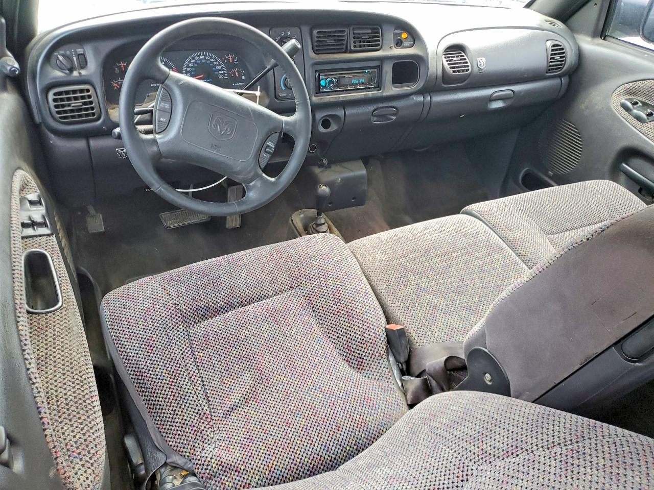 2001 DODGE RAM 1500 photo 15