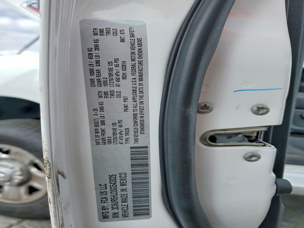 2025 RAM 2500 TRADESMAN photo 23