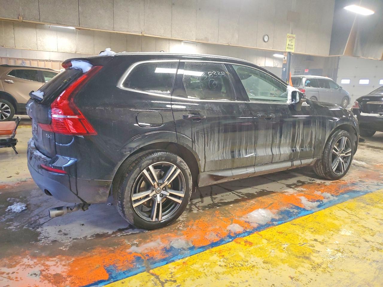 2019 VOLVO XC60 T6 MOMENTUM photo 5