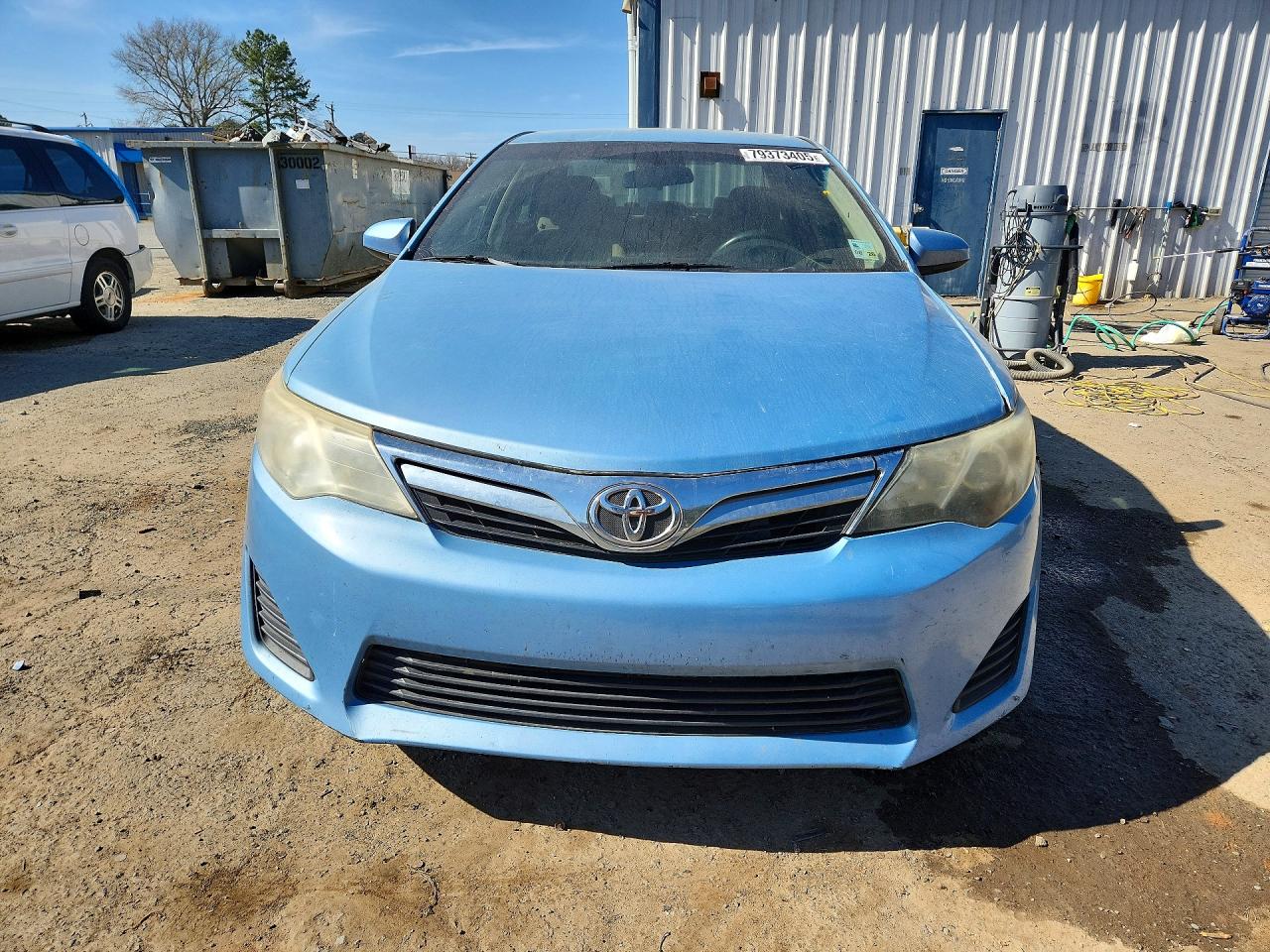 2013 TOYOTA CAMRY LE photo 9