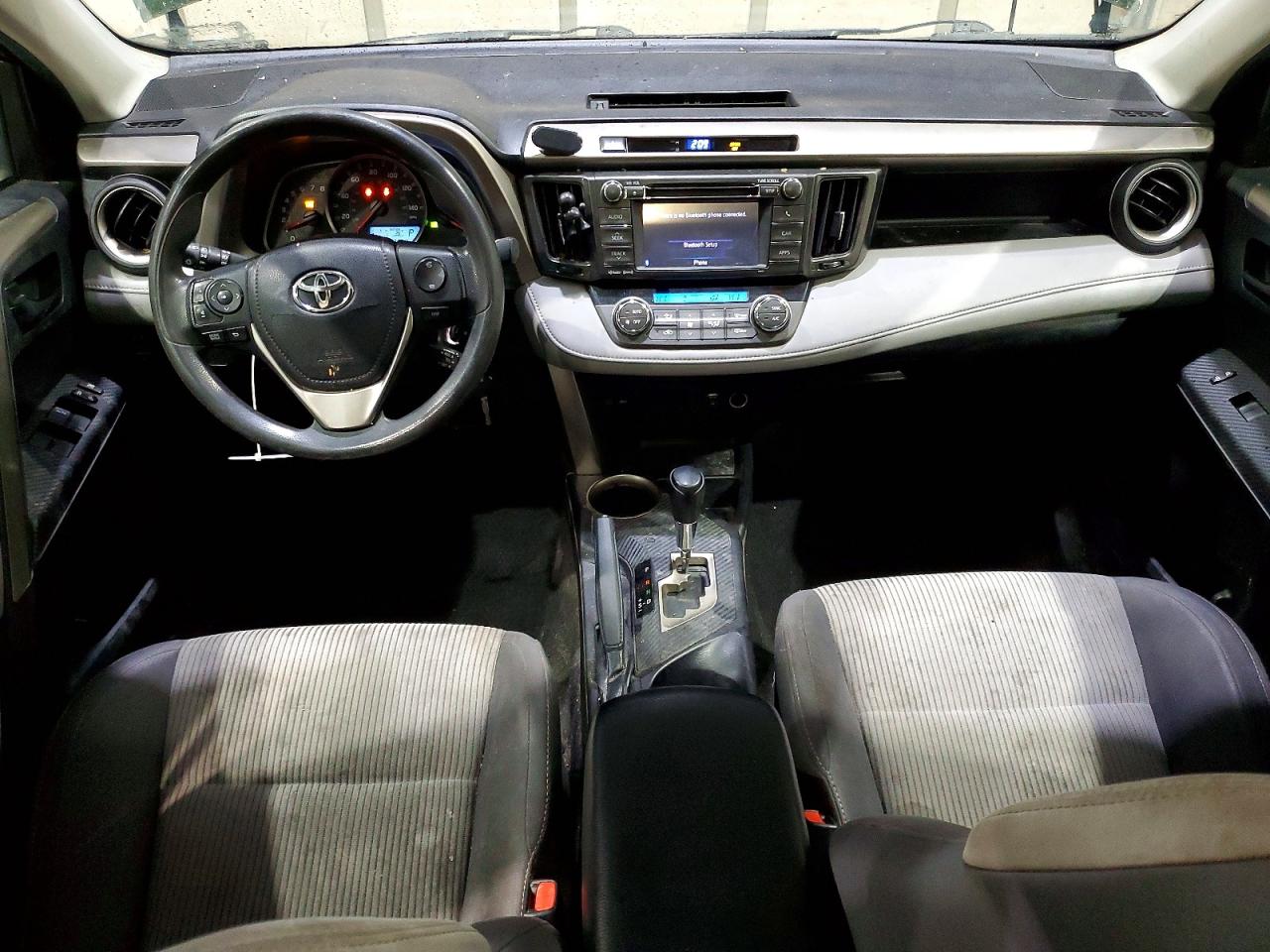2013 TOYOTA RAV4 XLE photo 15