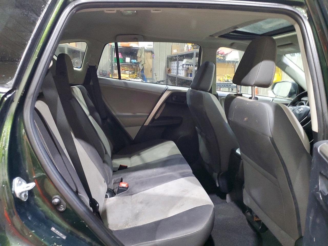 2013 TOYOTA RAV4 XLE photo 21
