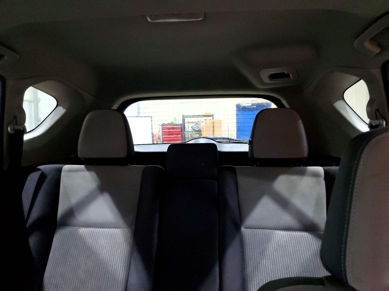 2013 TOYOTA RAV4 XLE photo 19