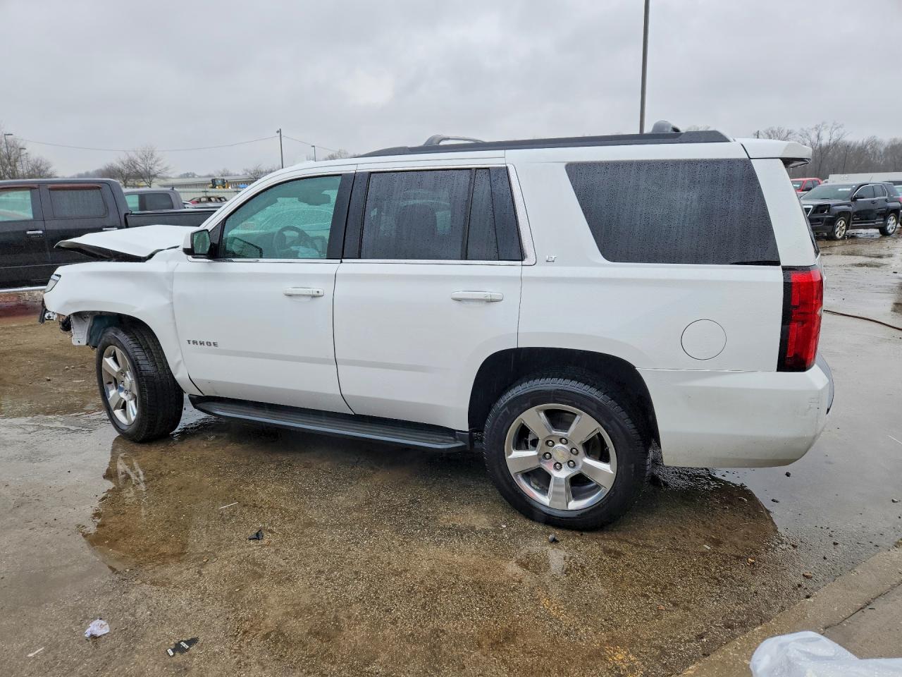 2017 CHEVROLET TAHOE K1500 LT photo 3