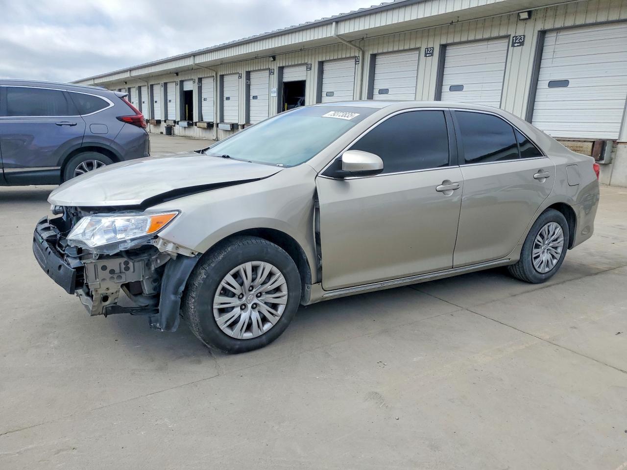 2013 TOYOTA CAMRY