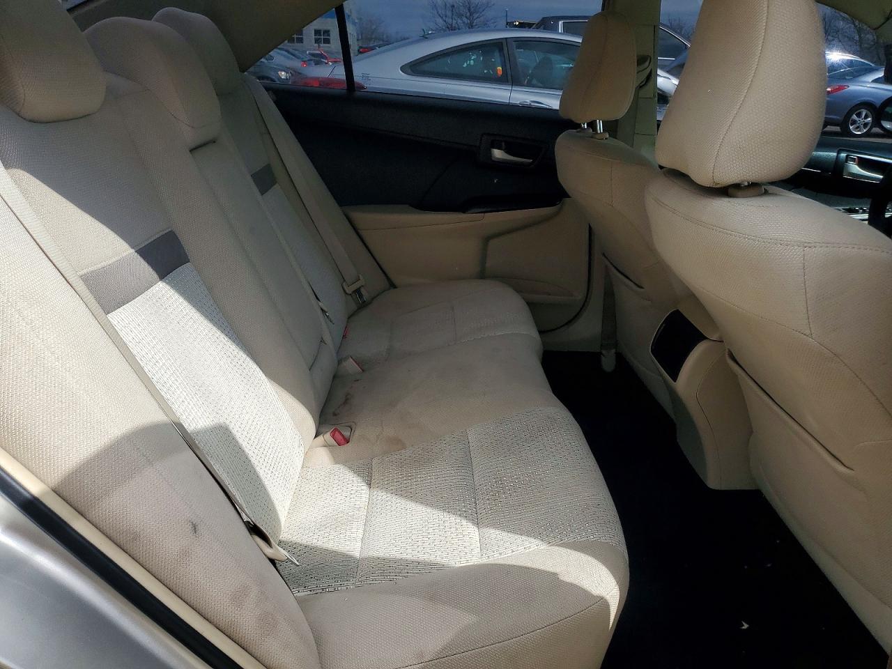 2013 TOYOTA CAMRY LE photo 19
