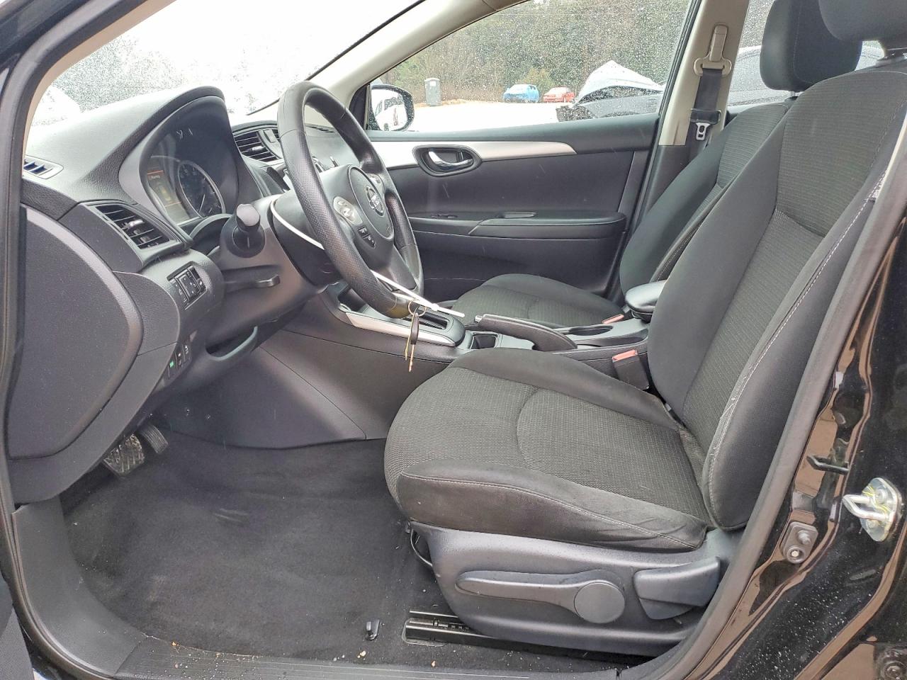 2019 NISSAN SENTRA S photo 7