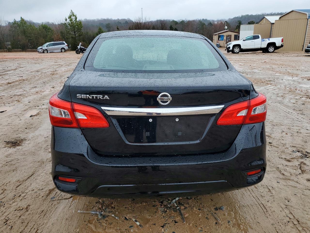 2019 NISSAN SENTRA S photo 6