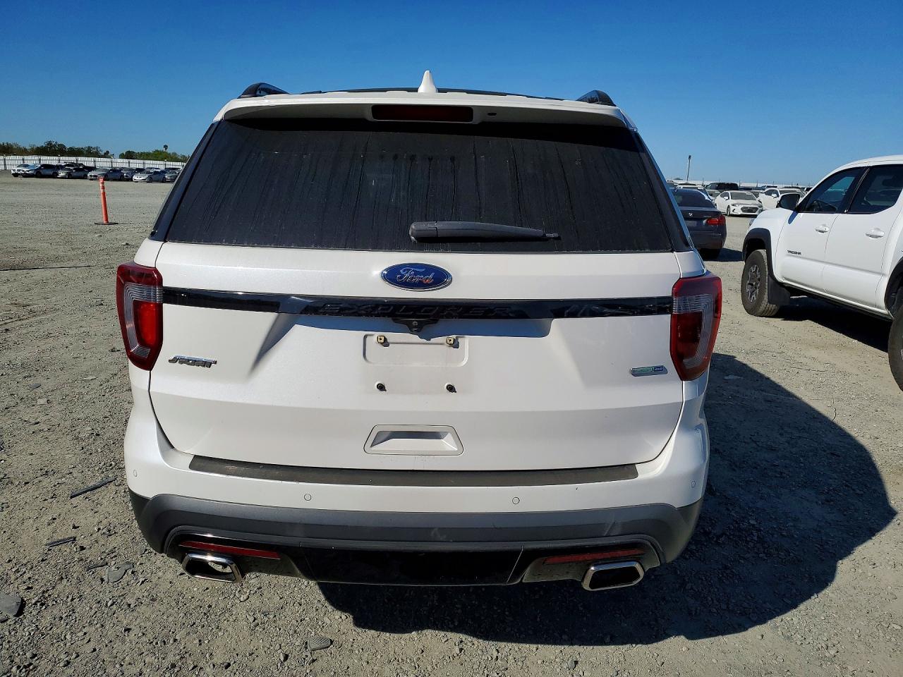 2017 FORD EXPLORER SPORT photo 11