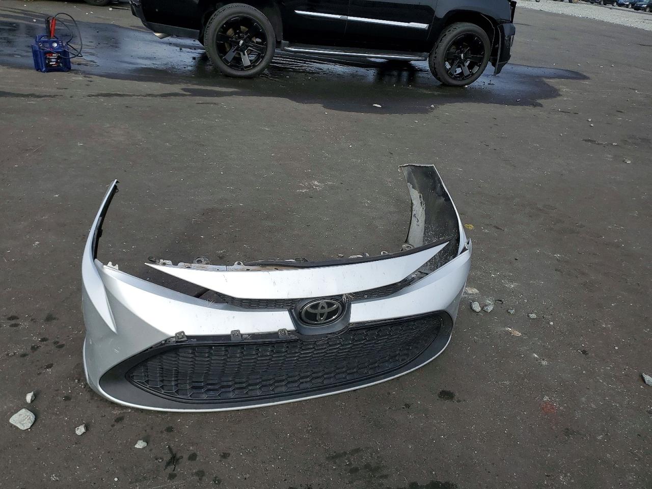 2021 TOYOTA COROLLA LE photo 12