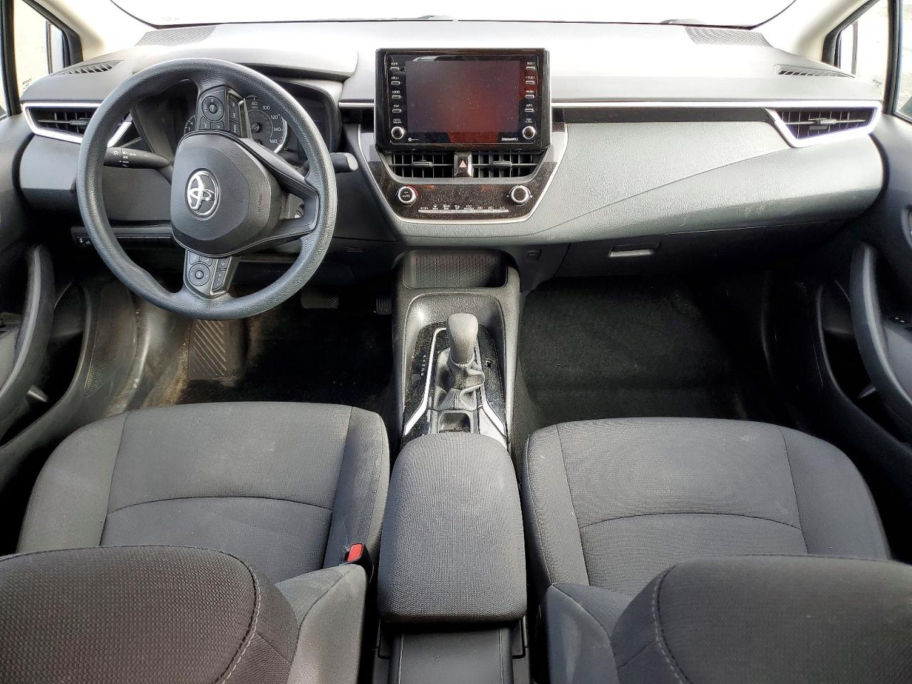 2021 TOYOTA COROLLA LE photo 8