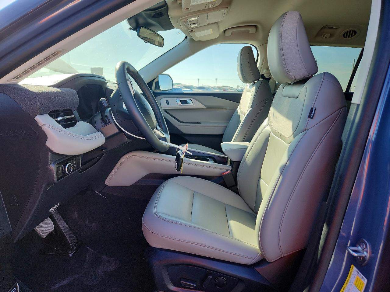 2025 FORD EXPLORER ACTIVE photo 13