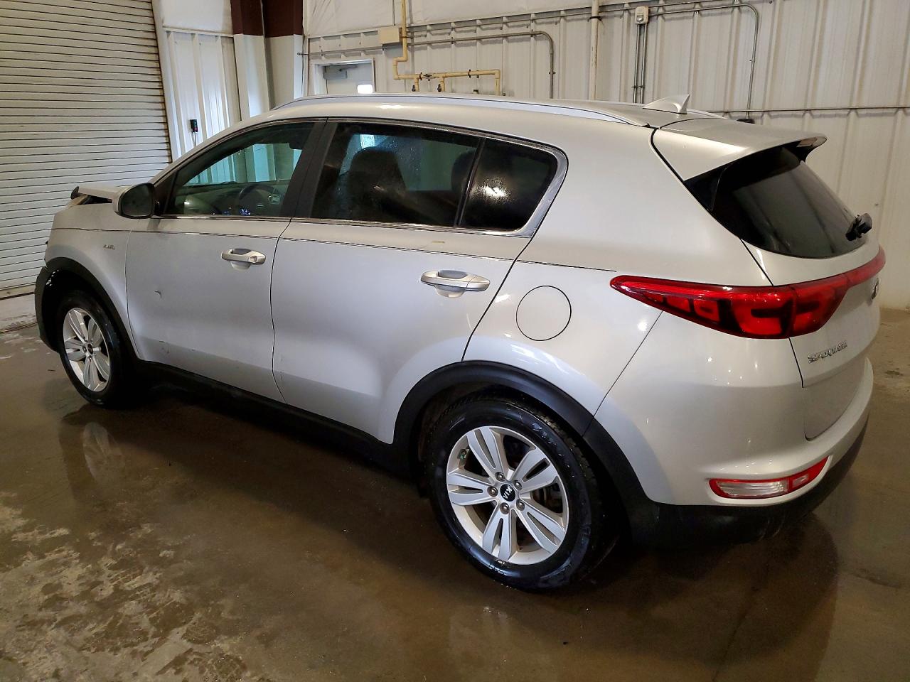 2019 KIA SPORTAGE LX photo 3