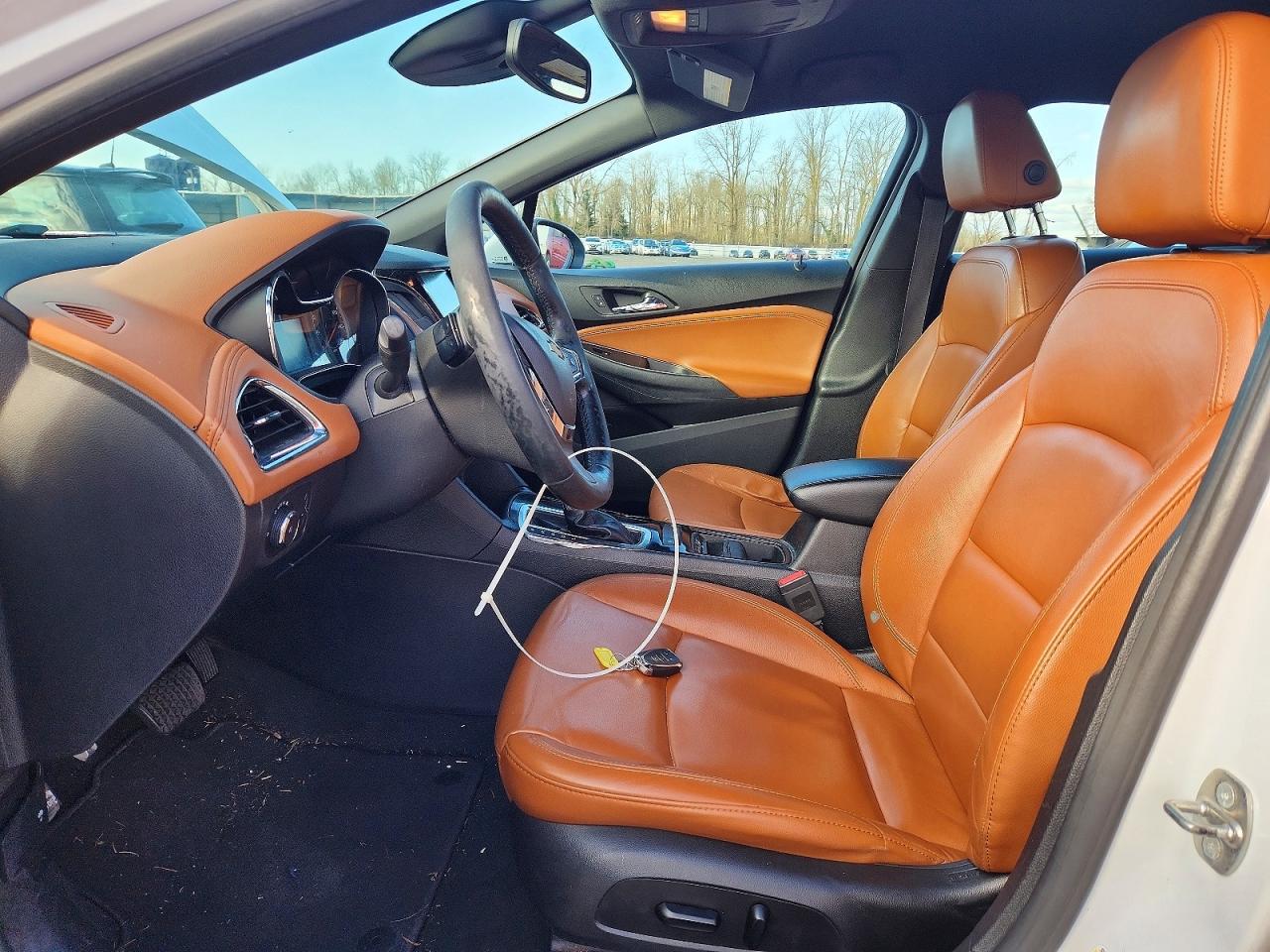 2017 CHEVROLET CRUZE PREMIER photo 13