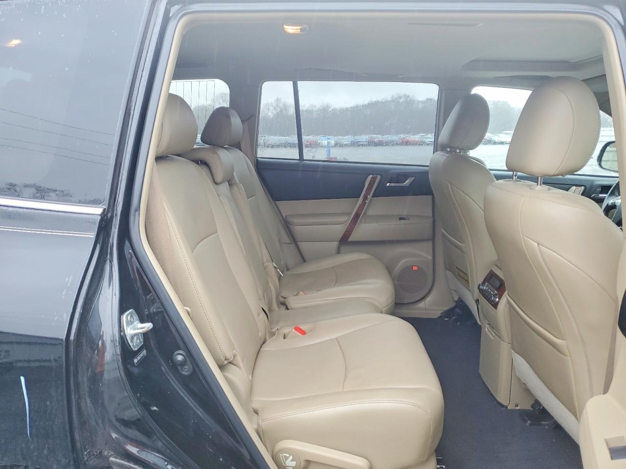 2013 TOYOTA HIGHLANDER LIMITED photo 31