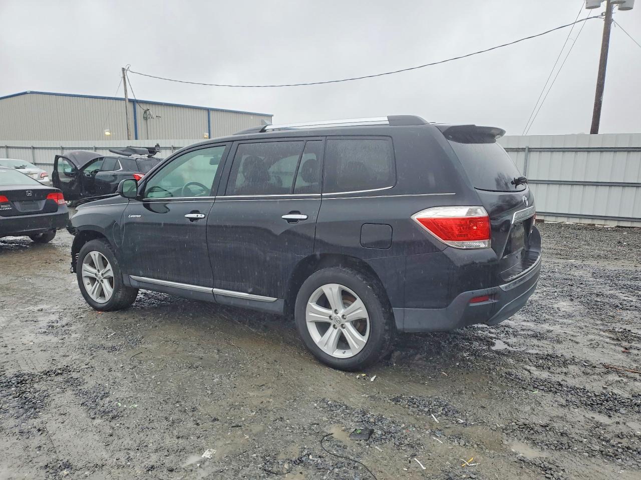 2013 TOYOTA HIGHLANDER LIMITED photo 4