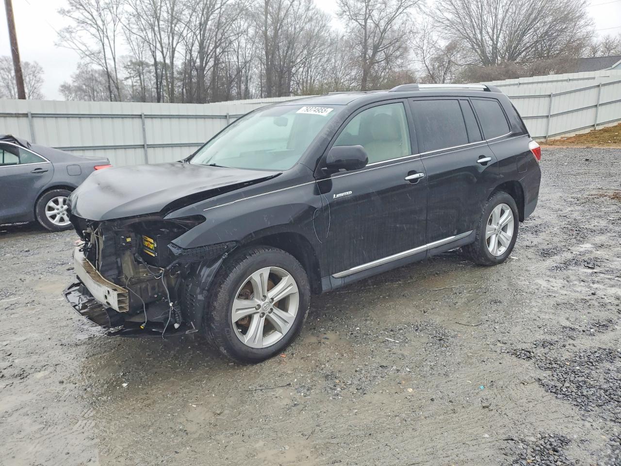 2013 TOYOTA HIGHLANDER