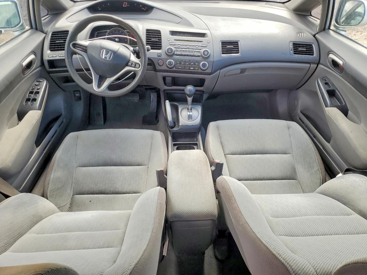 2010 HONDA CIVIC LX photo 22
