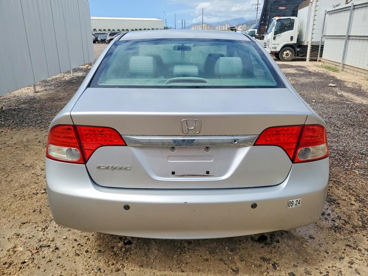 2010 HONDA CIVIC LX photo 16