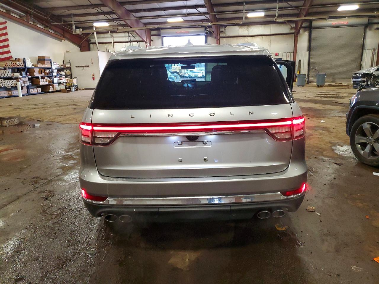 2020 LINCOLN AVIATOR RESERVE photo 11