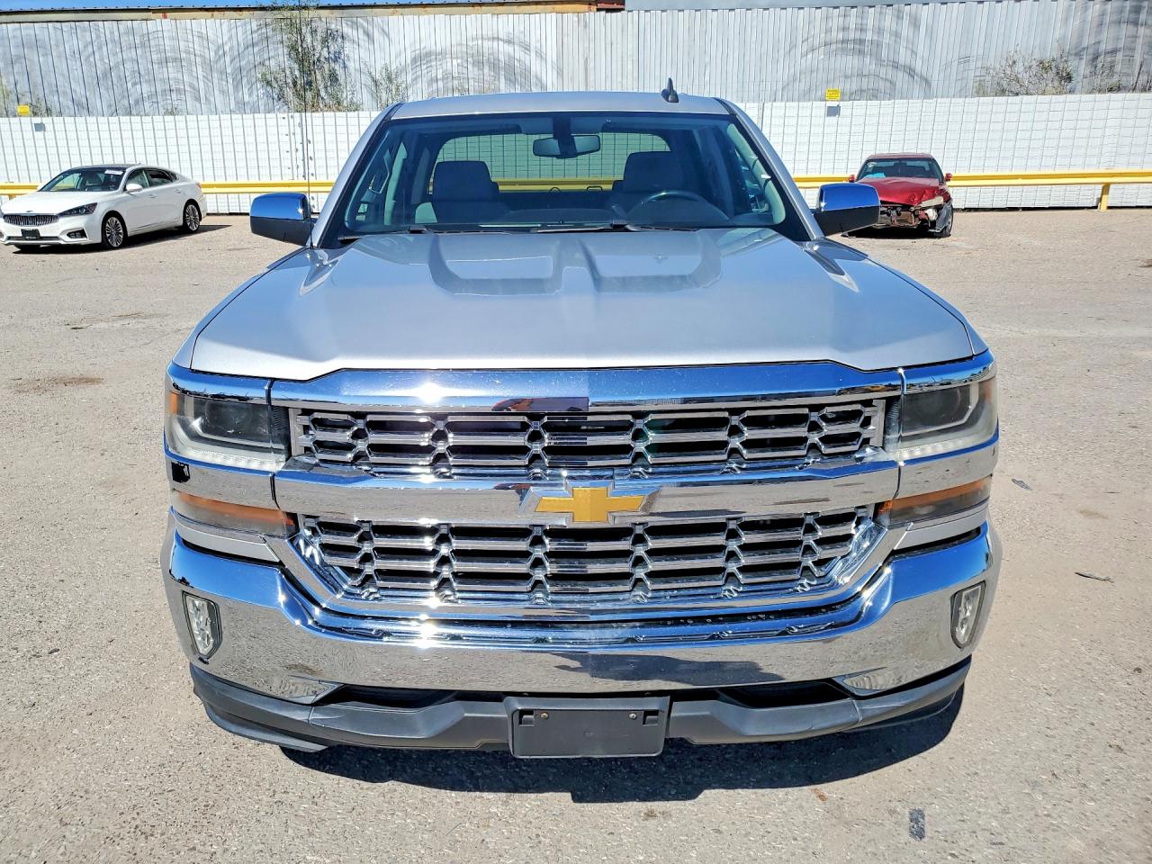 2016 CHEVROLET SILVERADO C1500 LT photo 5