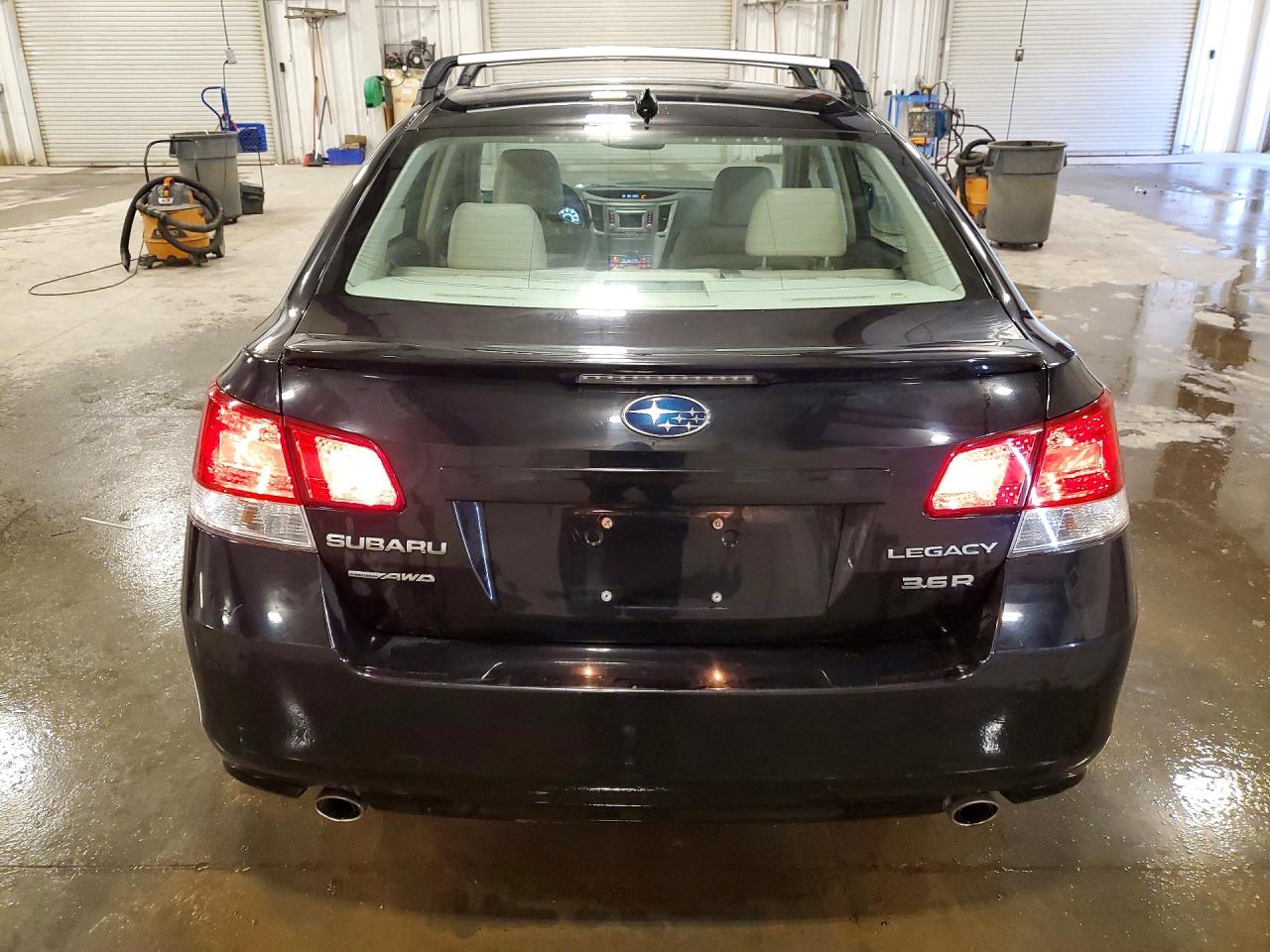 2013 SUBARU LEGACY 3.6R LIMITED photo 6