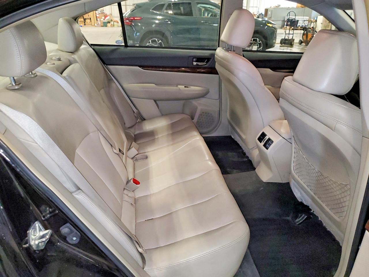 2013 SUBARU LEGACY 3.6R LIMITED photo 10