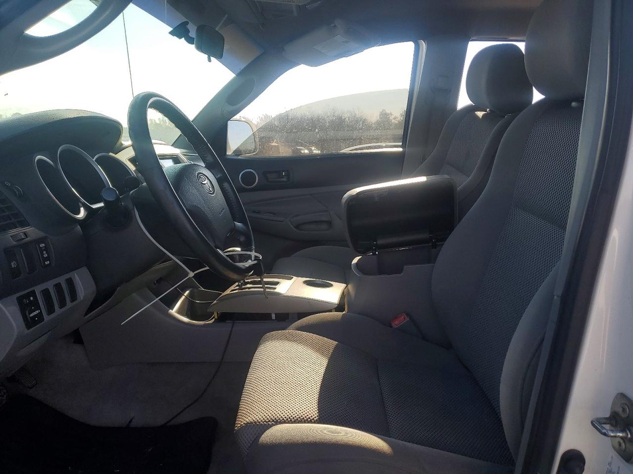2006 TOYOTA TACOMA PRERUNNER V6 photo 7