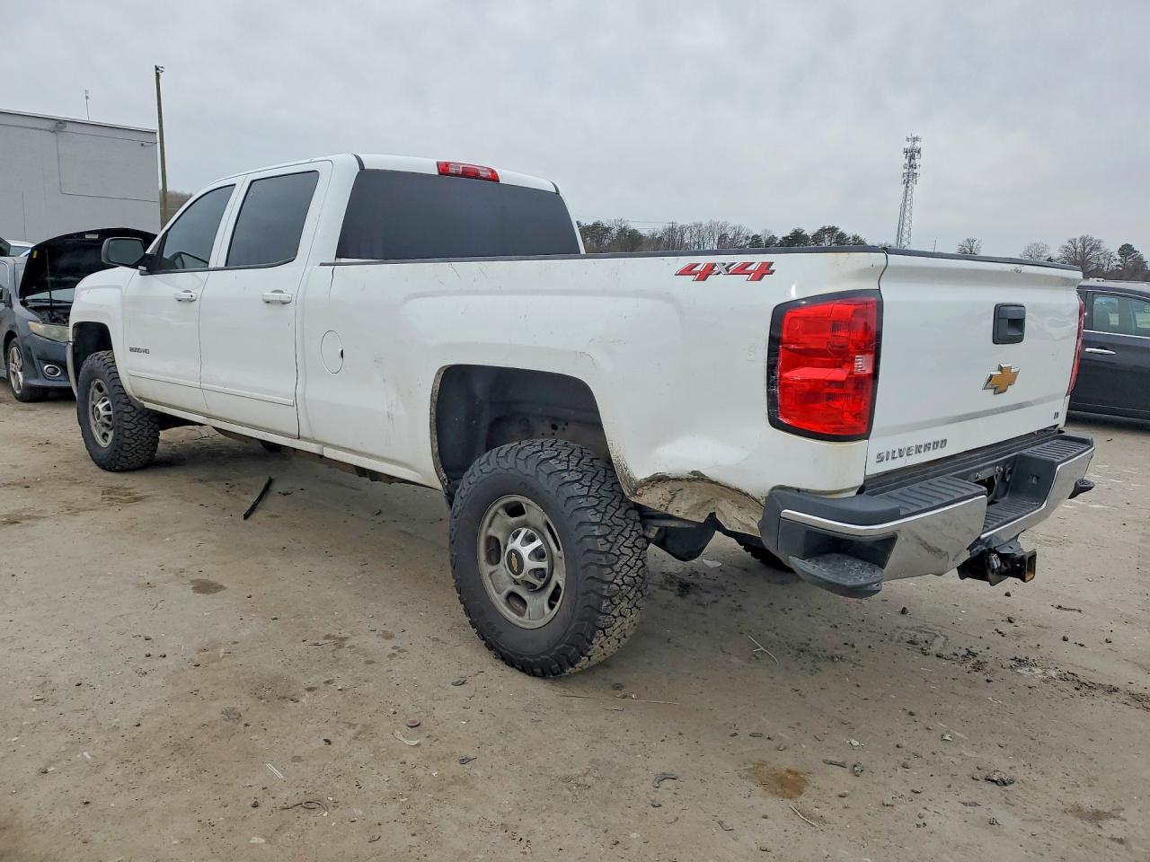 2019 CHEVROLET SILVERADO K2500 HEAVY DUTY LT photo 2