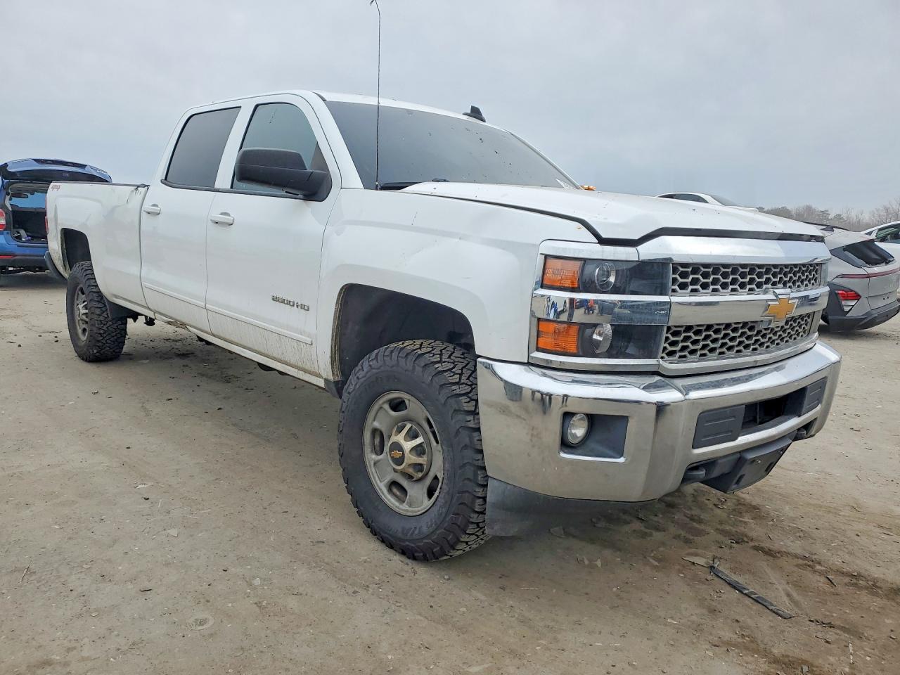 2019 CHEVROLET SILVERADO K2500 HEAVY DUTY LT photo 4