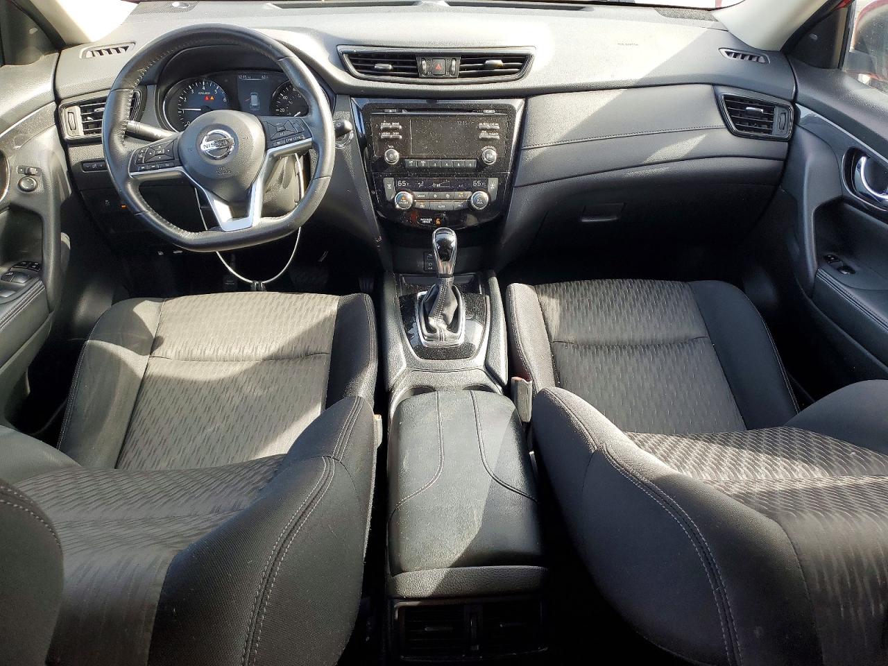 2017 NISSAN ROGUE SV photo 22