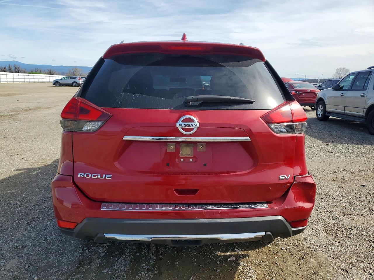 2017 NISSAN ROGUE SV photo 16