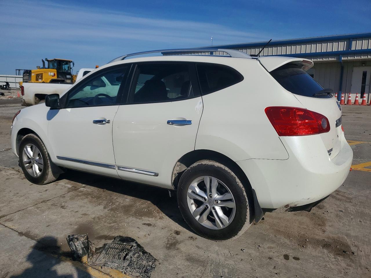 2015 NISSAN ROGUE SELECT S photo 2