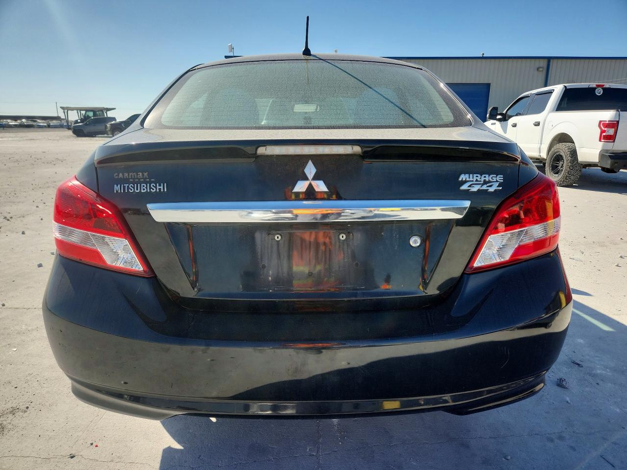 2017 MITSUBISHI MIRAGE photo 11