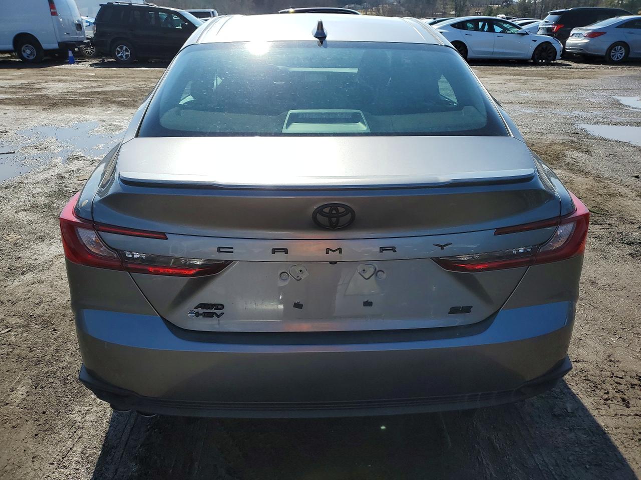 2026 TOYOTA CAMRY SE photo 11