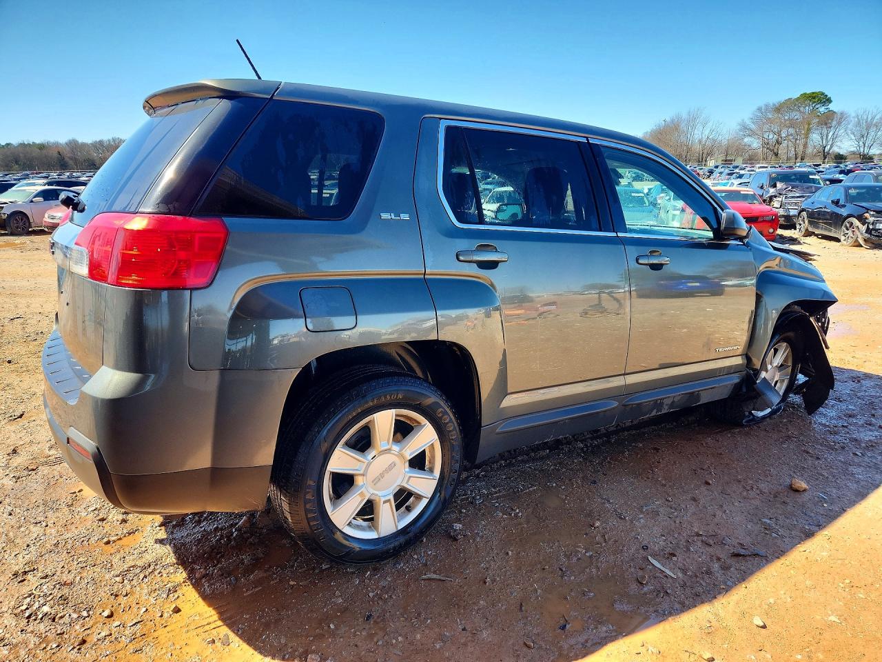 2013 GMC TERRAIN SLE photo 5