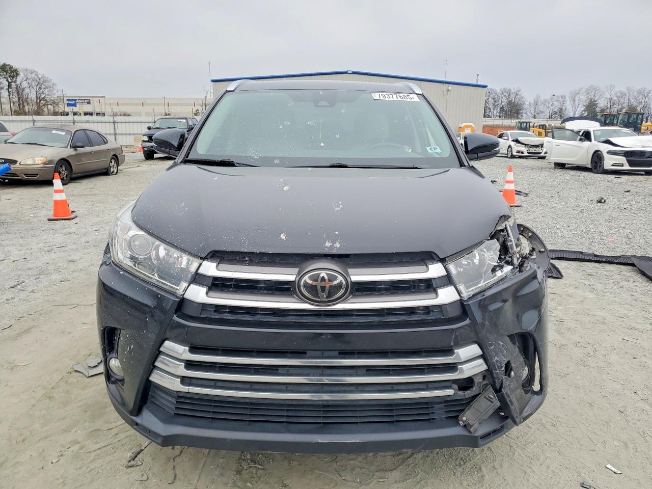 2018 TOYOTA HIGHLANDER LIMITED photo 9