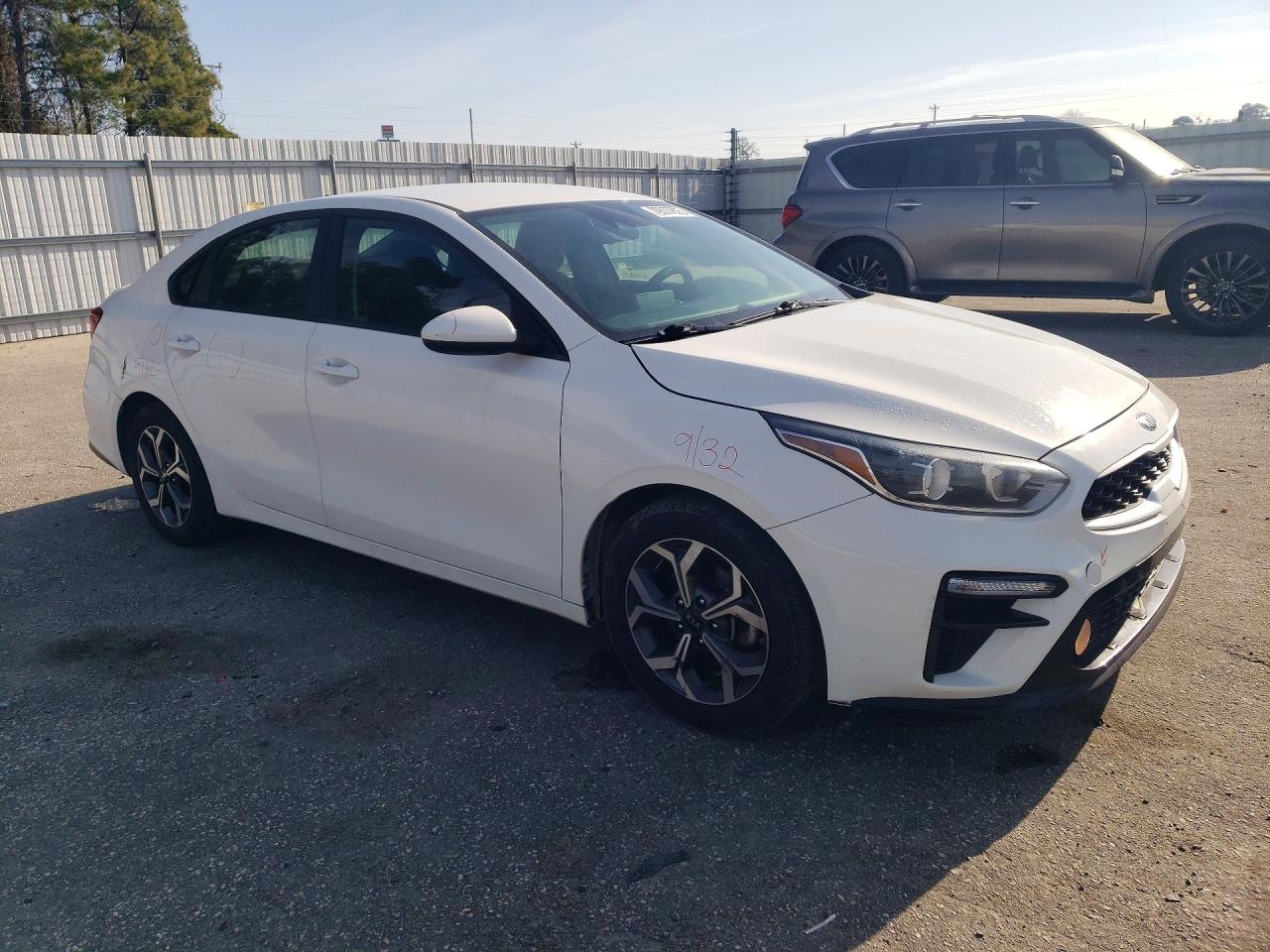 2021 KIA FORTE LXS photo 4