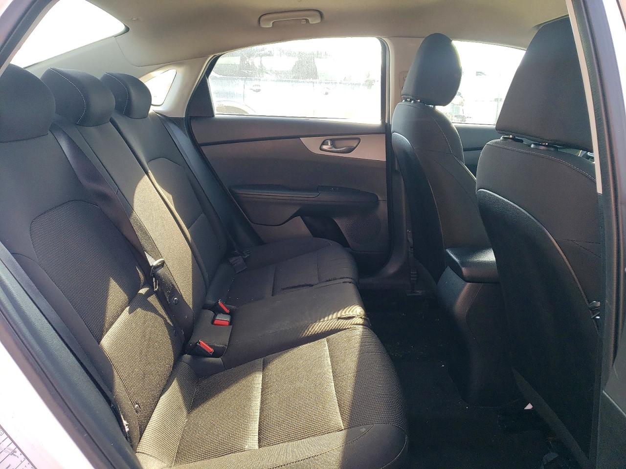 2021 KIA FORTE LXS photo 10