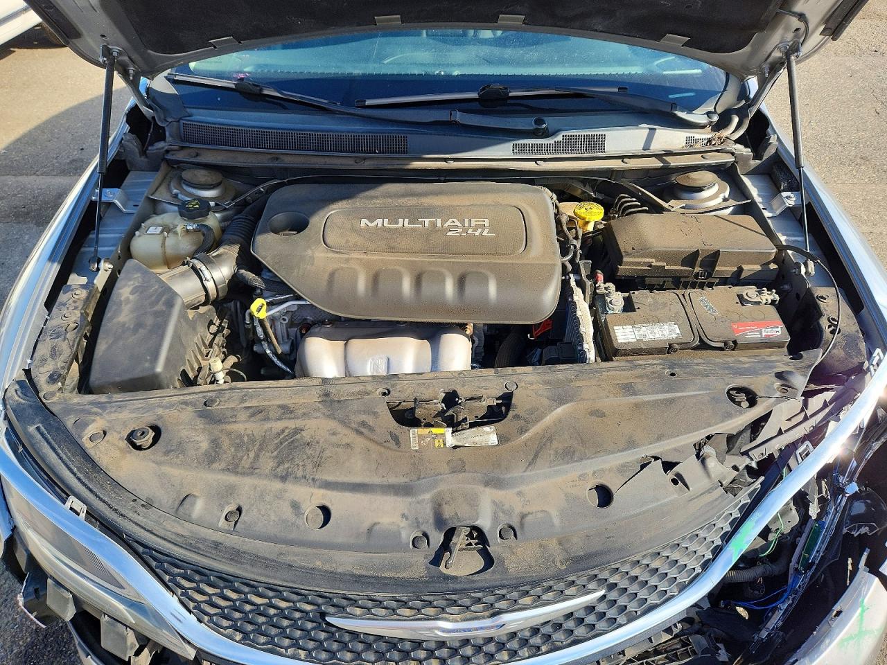 2015 CHRYSLER 200 LIMITED photo 11