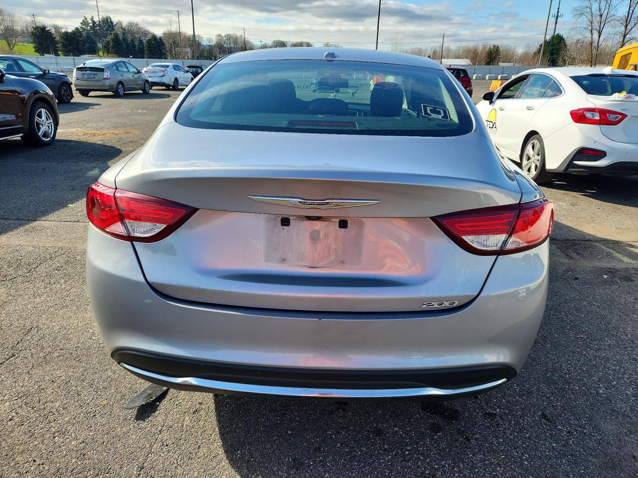 2015 CHRYSLER 200 LIMITED photo 6