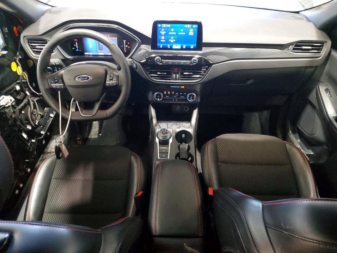2025 FORD ESCAPE ST LINE photo 29