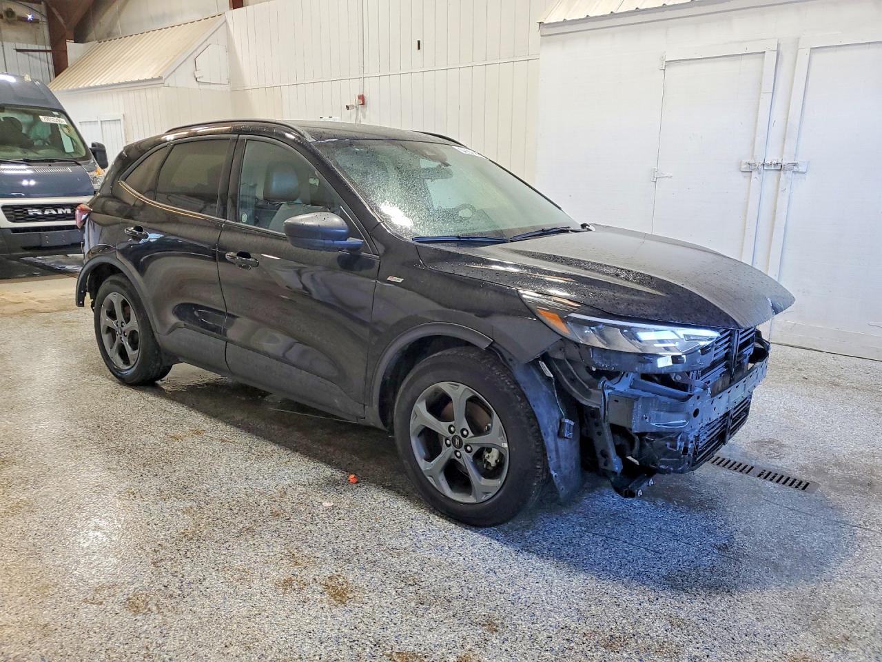 2025 FORD ESCAPE ST LINE photo 13