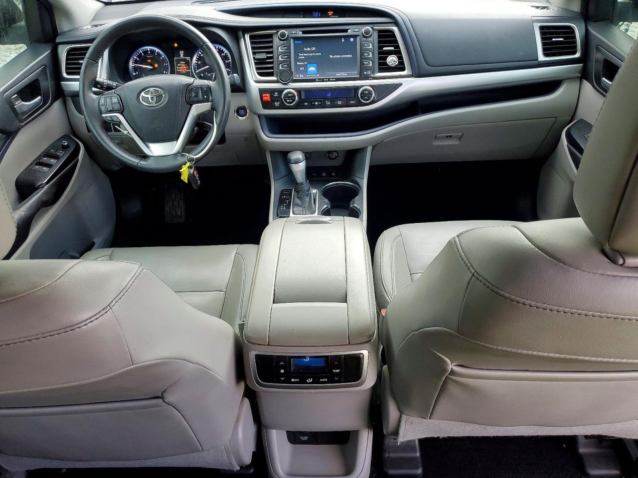 2016 TOYOTA HIGHLANDER XLE photo 15