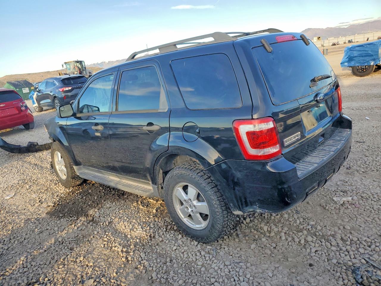 2012 FORD ESCAPE XLT photo 3