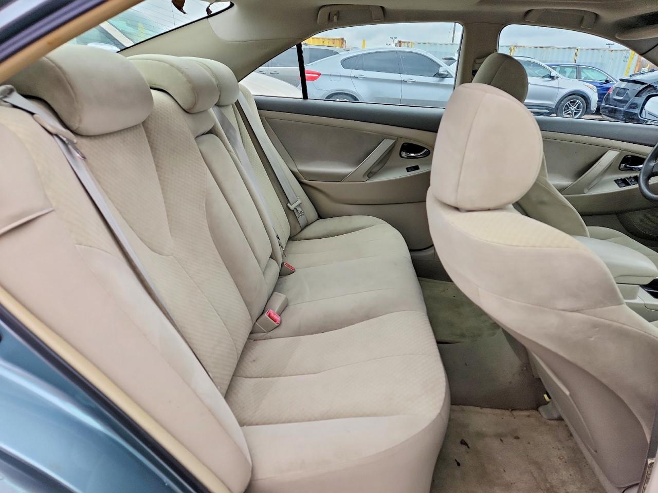 2007 TOYOTA CAMRY LE V6 photo 28
