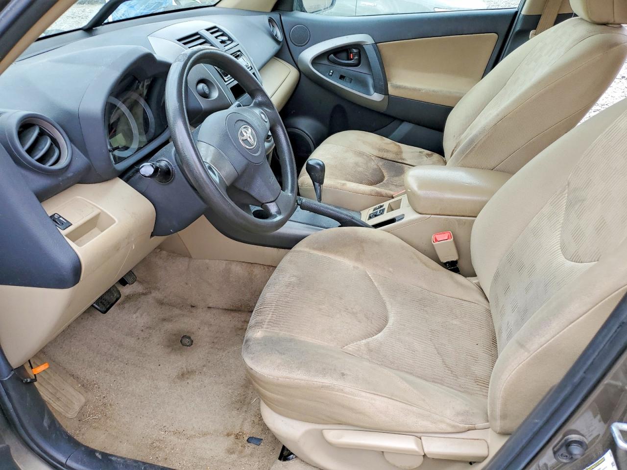 2010 TOYOTA RAV4 BASE photo 7