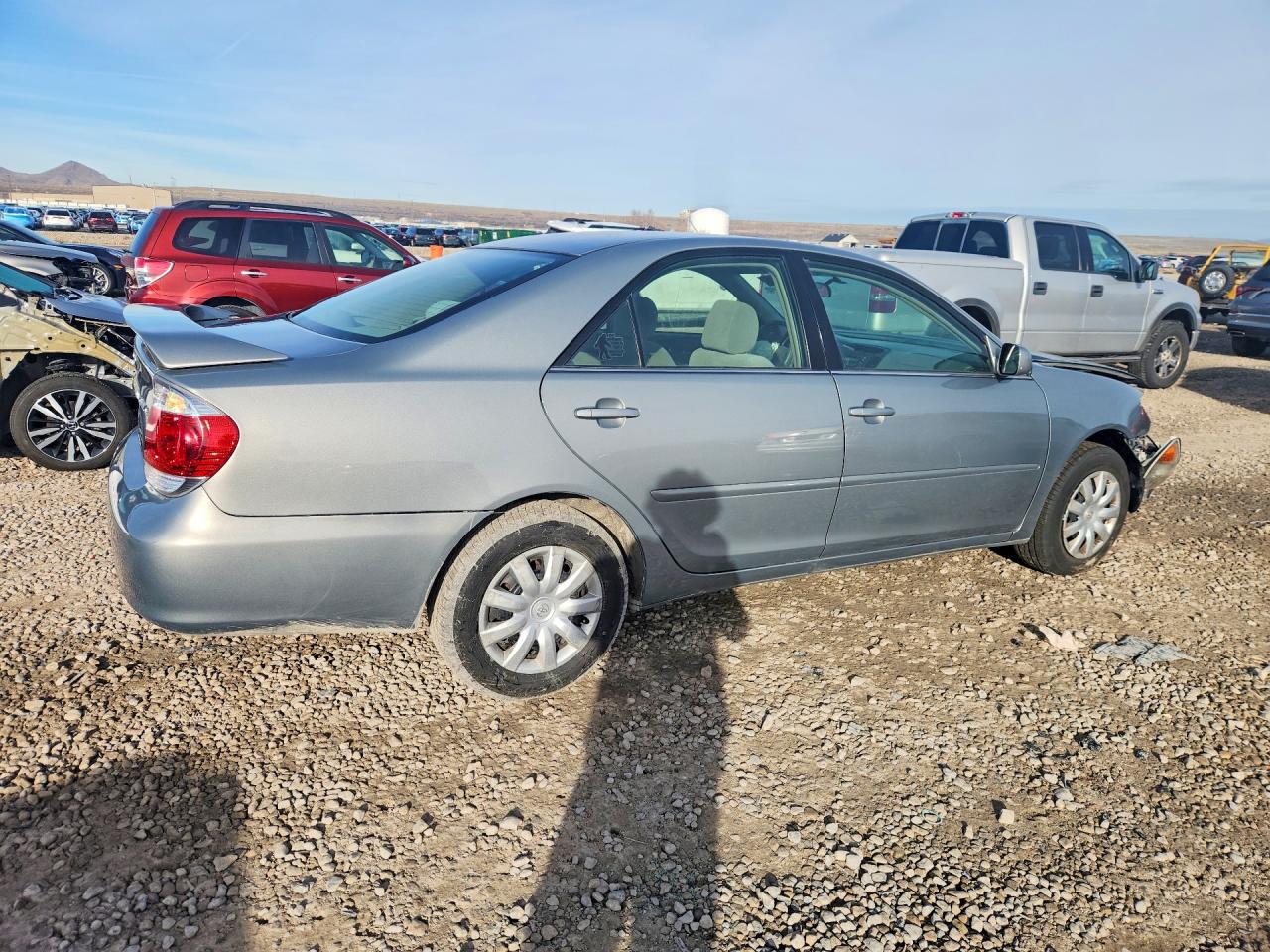 2005 TOYOTA CAMRY LE photo 5