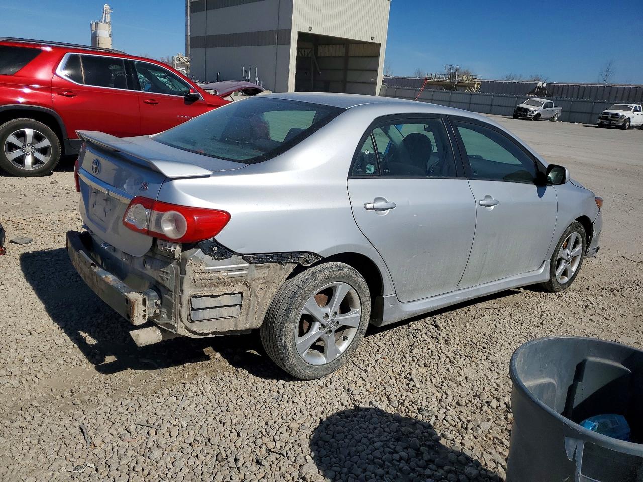 2012 TOYOTA COROLLA S photo 3