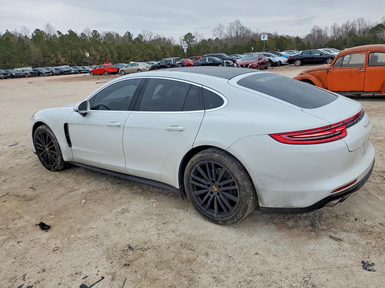 2017 PORSCHE PANAMERA 4S photo 4